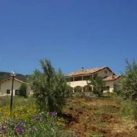 Holiday home Arcobaleno By Interhome Girifalco